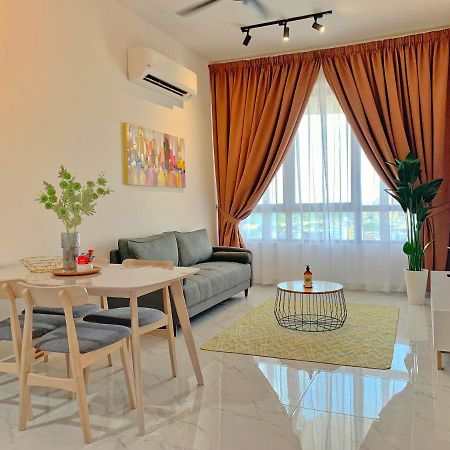 Netflix Two Bedroom Troika Kota Bharu Homestay 182 Exteriör bild