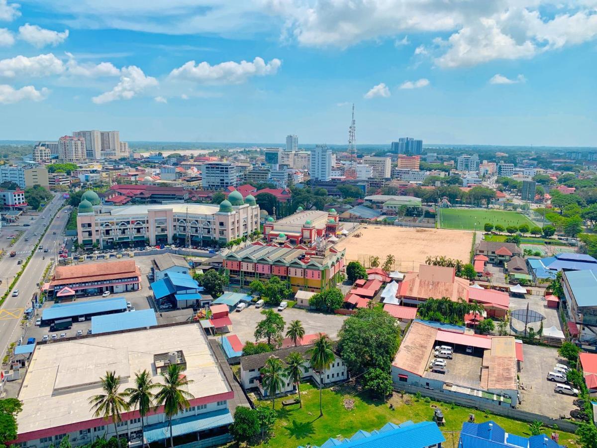 Netflix Two Bedroom Troika Kota Bharu Homestay 182 Exteriör bild