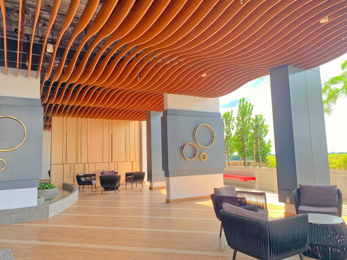 Netflix Two Bedroom Troika Kota Bharu Homestay 182 Exteriör bild