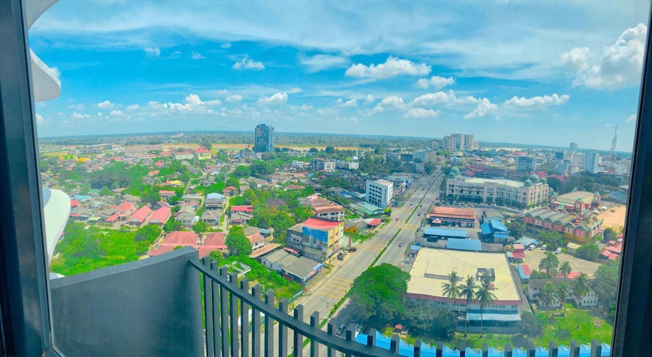 Netflix Two Bedroom Troika Kota Bharu Homestay 182 Exteriör bild