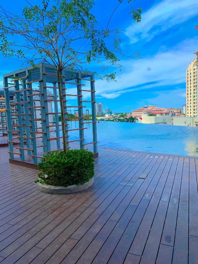Netflix Two Bedroom Troika Kota Bharu Homestay 182 Exteriör bild