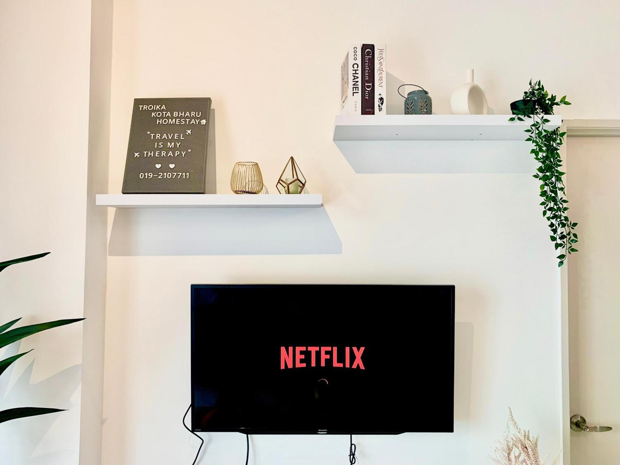 Netflix Two Bedroom Troika Kota Bharu Homestay 182 Exteriör bild